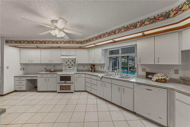 1615 LADY BOWERS TRAIL, Lakeland, FL 33809