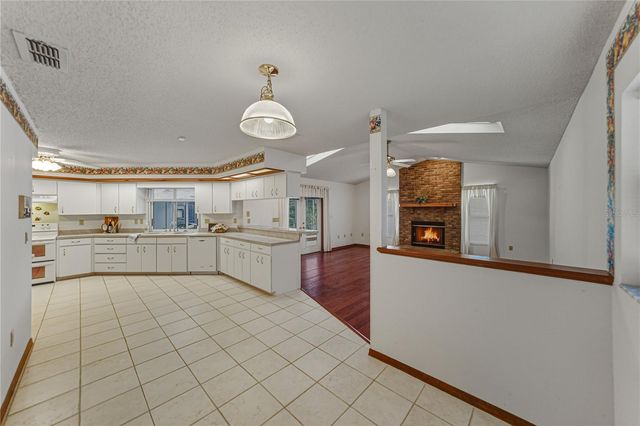 1615 LADY BOWERS TRAIL, Lakeland, FL 33809