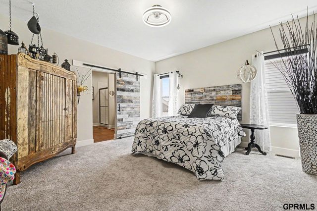 10313 S 209th Street, Gretna, NE 68028