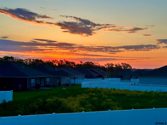 10313 S 209th Street, Gretna, NE 68028