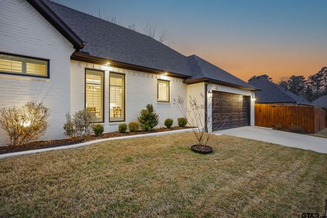 9035 Shallow Cv, Tyler, TX 75703