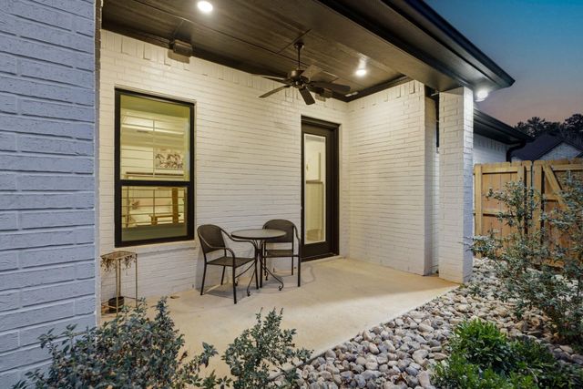 9035 Shallow Cv, Tyler, TX 75703