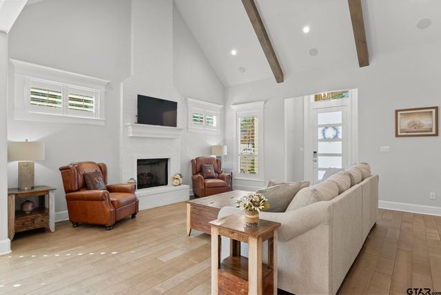 9035 Shallow Cv, Tyler, TX 75703