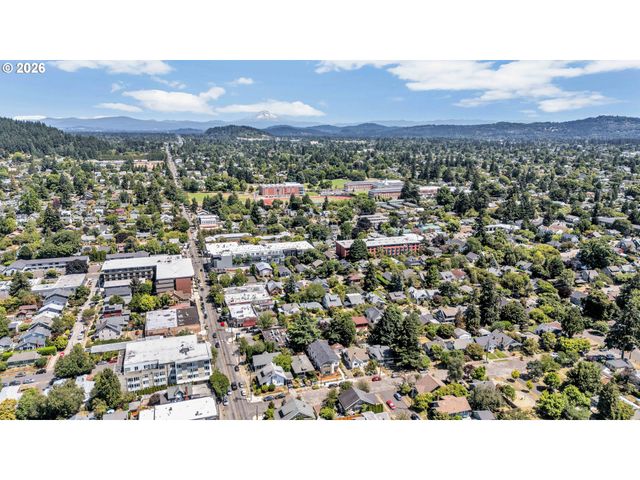 2381 Se 45TH Ave, Portland, OR 97215