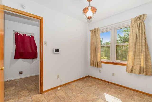 401 S Beverly Street, Crowley, TX 76036