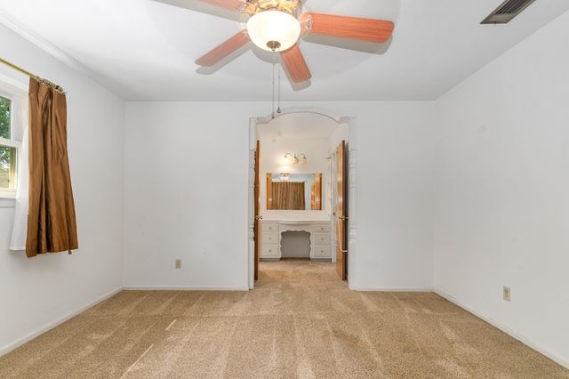 401 S Beverly Street, Crowley, TX 76036