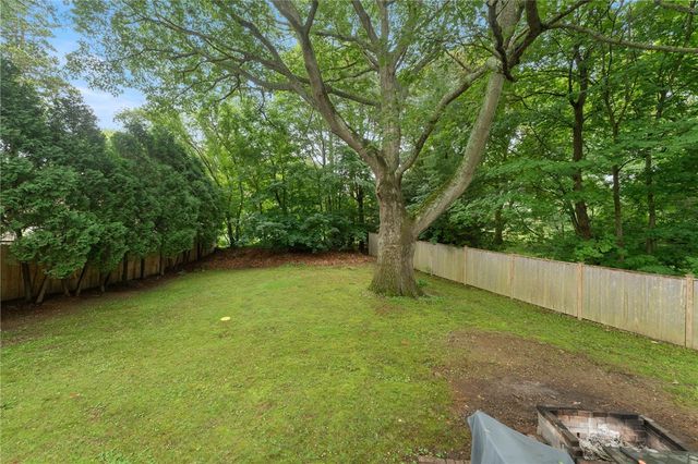 22 Riverdale Road, Westerly, RI 02891
