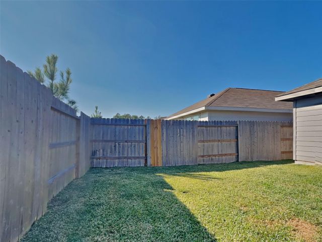 2842 Via Augusta Drive, Conroe, TX 77301