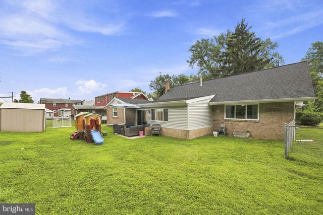 44 S BROOKSIDE RD, Springfield, PA 19064