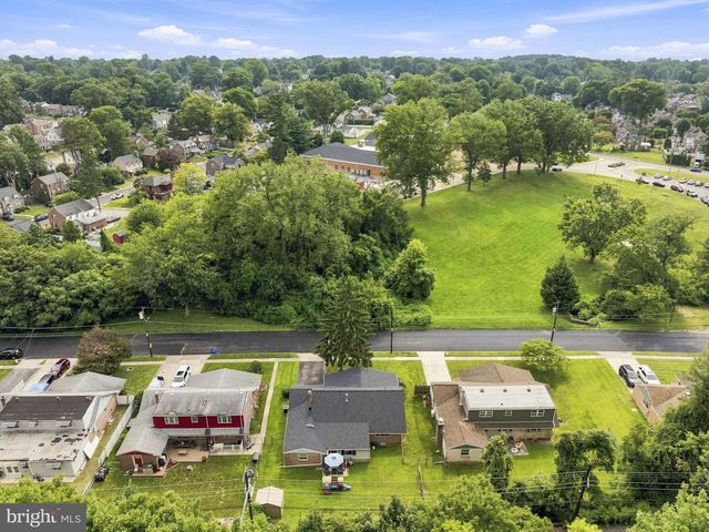 44 S BROOKSIDE RD, Springfield, PA 19064