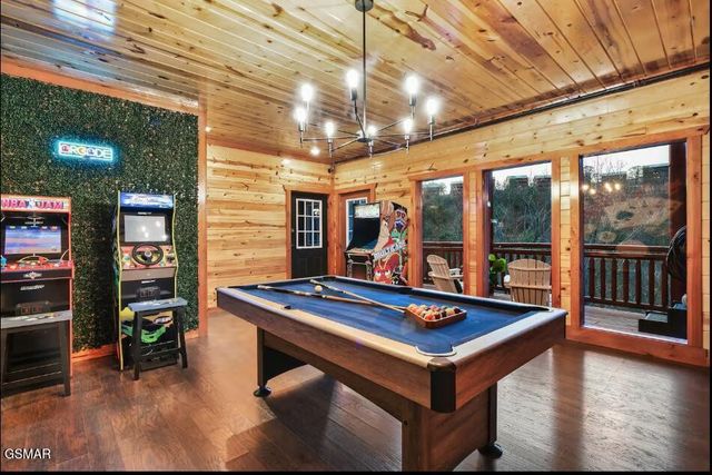 3328 Smoky Ridge Way, Sevierville, TN 37862