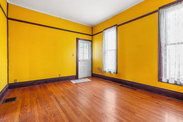 522 N Main Street, Williamstown, KY 41097