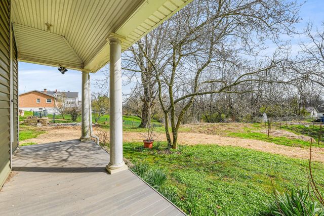 522 N Main Street, Williamstown, KY 41097