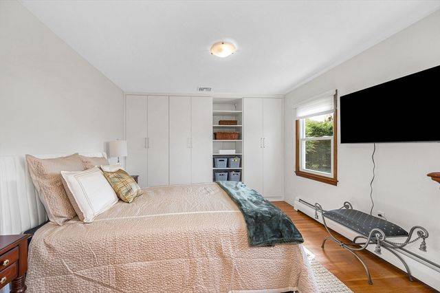 389 Marbleridge Rd, North Andover, MA 01845