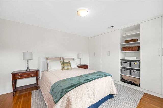 389 Marbleridge Rd, North Andover, MA 01845