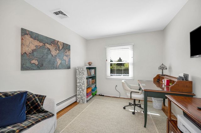 389 Marbleridge Rd, North Andover, MA 01845