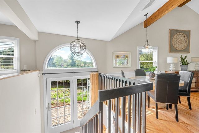 389 Marbleridge Rd, North Andover, MA 01845