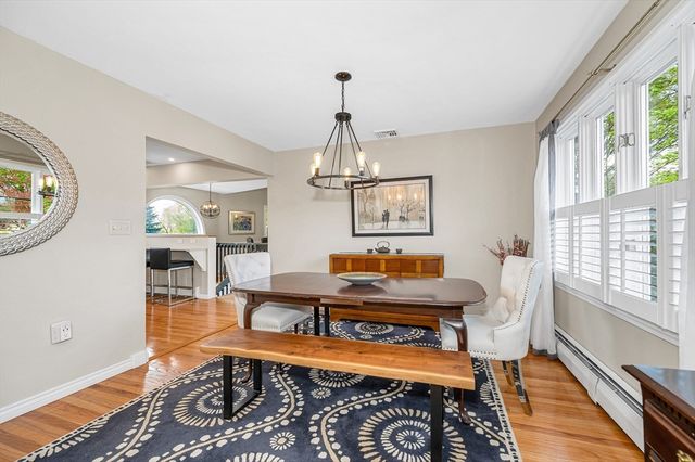 389 Marbleridge Rd, North Andover, MA 01845