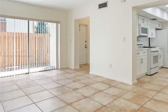 11521 SW 109th Rd 10A, Miami, FL 33176
