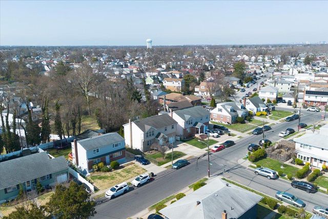 1259 New York Avenue, Elmont, NY 11003