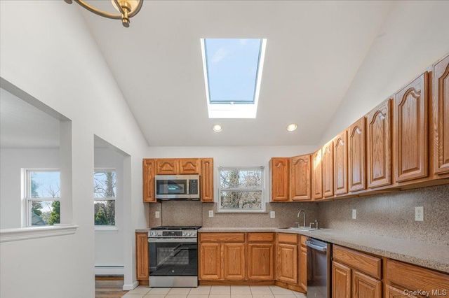 1259 New York Avenue, Elmont, NY 11003