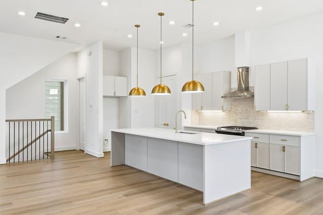 3826 Wilmer Street, Houston, TX 77003