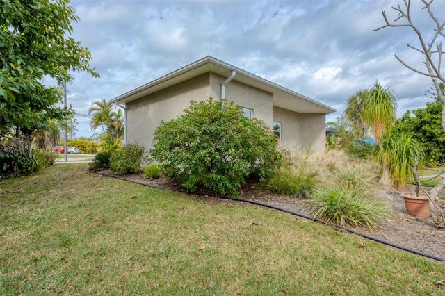 5105 ACKLEY TERRACE, Port Charlotte, FL 33981