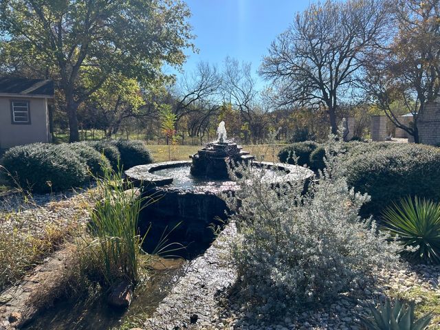 2820 Lucky Pepper Drive, Granbury, TX 76049