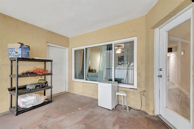 2445 NW 33rd Street 1410, Oakland Park, FL 33309