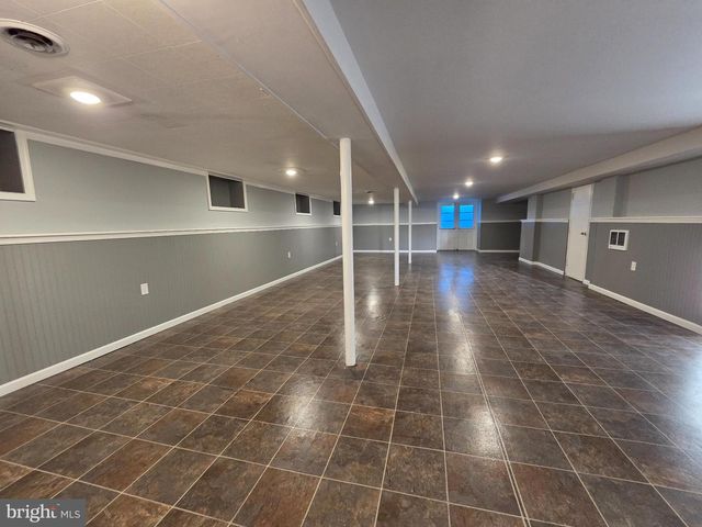 340 RED MILL RD, Etters, PA 17319