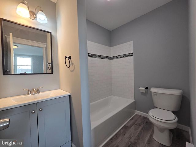 340 RED MILL RD, Etters, PA 17319