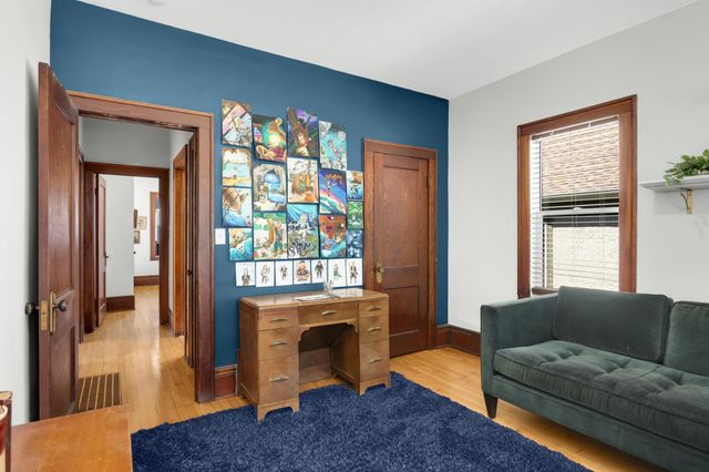 725 Charlton Street, Saint Paul, MN 55107