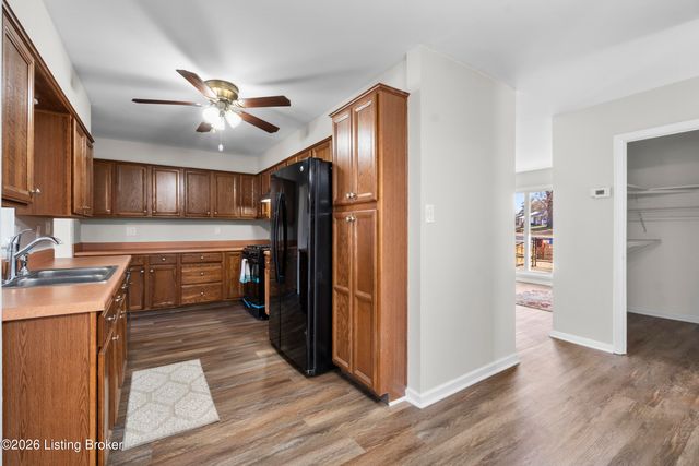 3318 Belmont Rd, Louisville, KY 40218