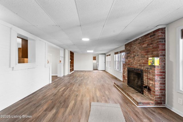 3318 Belmont Rd, Louisville, KY 40218