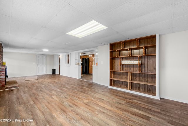 3318 Belmont Rd, Louisville, KY 40218