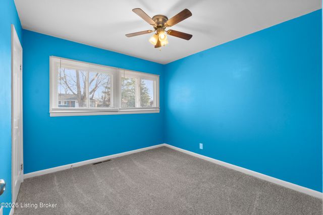 3318 Belmont Rd, Louisville, KY 40218