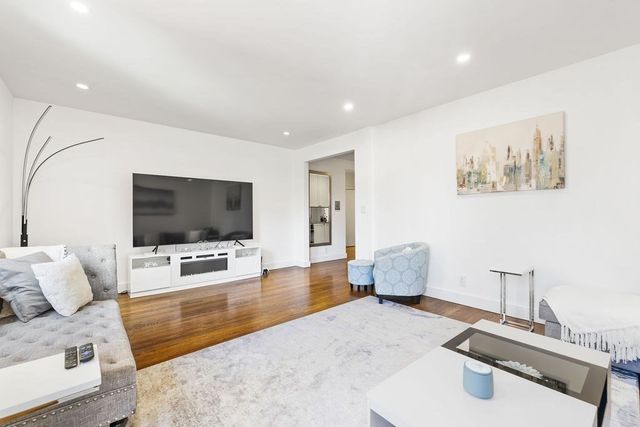 1490 Beacon St 4, Brookline, MA 02446