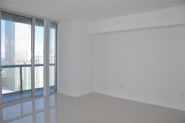 475 Brickell Ave 4215, Miami, FL 33131