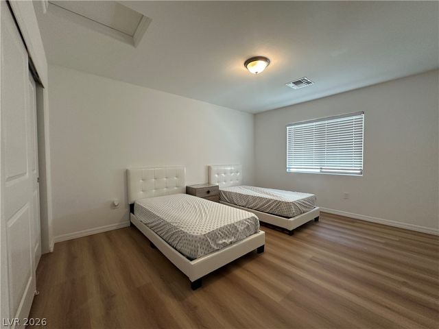 640 Stone Hammer Avenue, Las Vegas, NV 89183