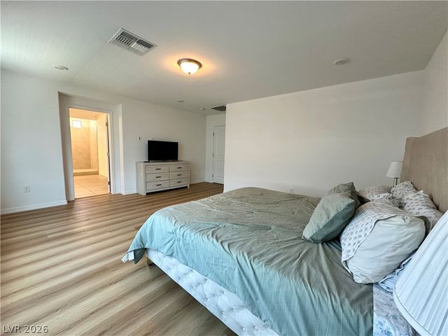 640 Stone Hammer Avenue, Las Vegas, NV 89183