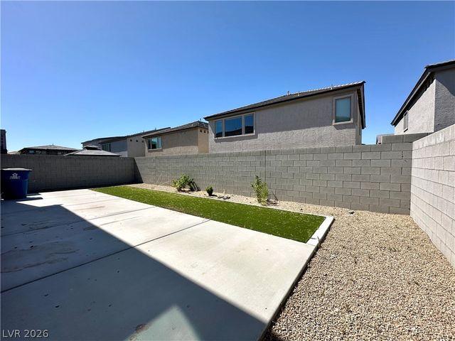 640 Stone Hammer Avenue, Las Vegas, NV 89183
