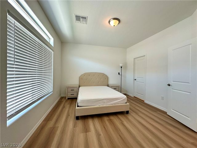 640 Stone Hammer Avenue, Las Vegas, NV 89183