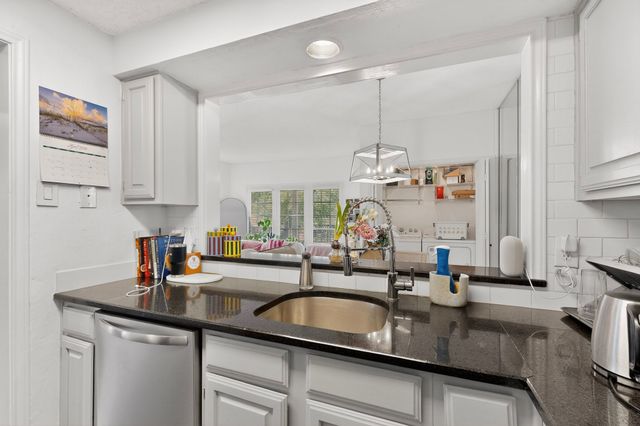 5859 Frankford Road 512, Dallas, TX 75252