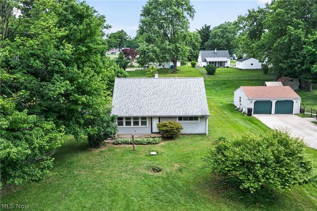 4174 Burkey Road, Austintown, OH 44515