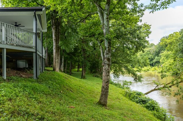 803 River Ranch Rd, Shelbyville, TN 37160