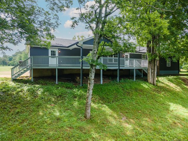 803 River Ranch Rd, Shelbyville, TN 37160