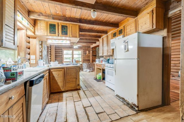 115 Bell Road, Rogersville, TN 37857