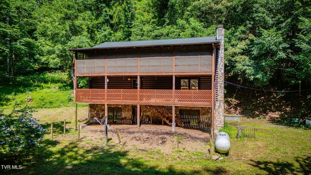 115 Bell Road, Rogersville, TN 37857