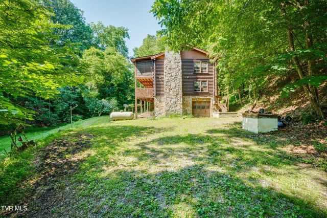 115 Bell Road, Rogersville, TN 37857