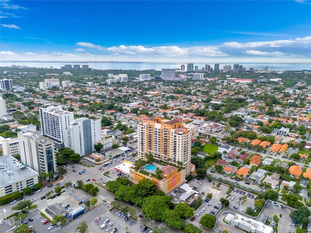 3232 SW 22nd Ter 804, Miami, FL 33145